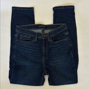 Size 6 Calvin Klein Dark Wash Skinny Leg Jeans